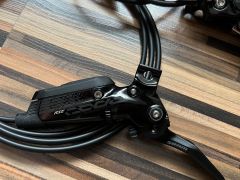 Nové Sram Code Rsc 4piest