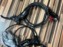 Nové Sram G2 RE 4-piest