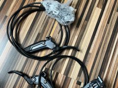 Nové Sram Level Bronze 4piest