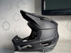 100% Trajecta w/Fidlock prilba, čierna, M (56-58 cm)