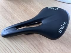 Sedlo Fizik Tempo Aliante R5 - 155mm