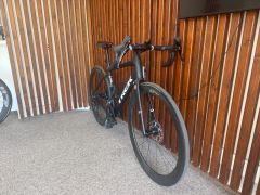 Bicykel Trek Domane AL 5 Gen 4 matte trek black 52 + Zipp 303 S Carbon Tubeless Disc