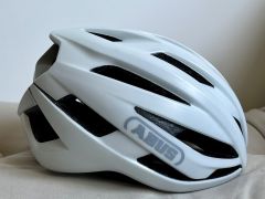 Abus Stormchaser, Kask Wasabi