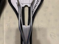 Specialized Romin sedlá