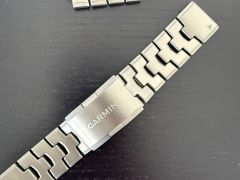Garmin Titánový remienok QuickFit 22 (vetraný)