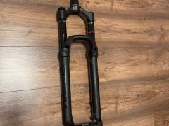 Nová vidlice RockShox Lyrik Select+ 150mm, DebonAir, Charger 3.1 RC2