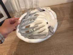 Abus AirBreaker pure white S