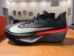 Predám Nike Zoom fly 6