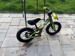 Odrážadlo Kellys Kiru Race