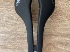 Selle Italia Flite Boost TM Superflow S3 sedlo, 135 mm