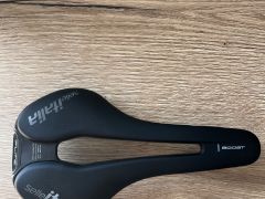 Selle Italia Flite Boost TM Superflow S3 sedlo, 135 mm