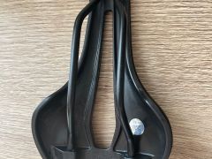 Selle Italia Flite Boost TM Superflow S3 sedlo, 135 mm