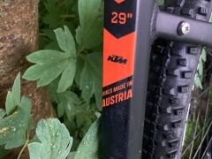 KTM Macina Race 293