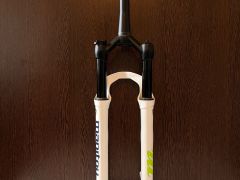 Nová vidlica Manitou Markhor 100mm (nefunkčný Lock-out)