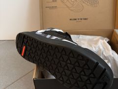 Leatt 3.0 Flat PRO vel 43 nové
