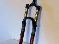 FOX 38 Kashima Grip2 29 po 1 sezóne