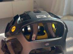POC Octal X Mips prilba, uranium black