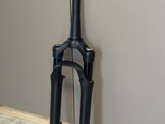 Sr Suntour GVX 700c gravel