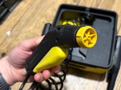 Kärcher OC 3 Plus CAR + Adventure Box nízkotlakový mobilný čistič