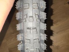 Specialized 27,5- 2,3