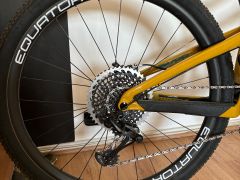 Santa Cruz Hightower Carbon CC X01 29 Mountainbike - 2019 - mustard &amp; slate blue