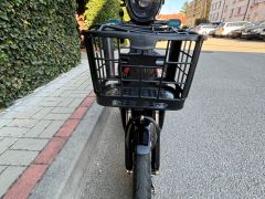 Moderní elektro skútr 350W  nový, LCD displej, světla, blinkry, alarm, bez registrace