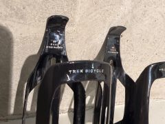 Set fľaše a košíka Trek RSL Aero Bottle and Cage Kit - Black/Smoke