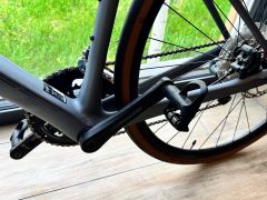 Scott Addict 40 2023 velkost M s pedalmi a topankami