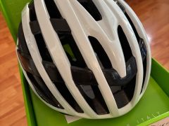 Kask Valegro Wg11 - M - biela
