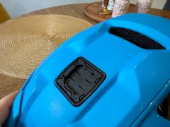 Cube M mips fidlock 52-57cm