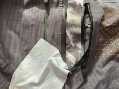 Leatt HydraDri 3.0 kombinéza, shadow, L