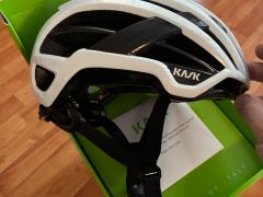 Kask Valegro Wg11 - M - biela