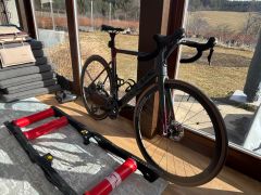 Cesťák Kellys URC 70