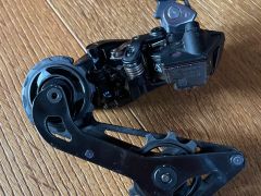 Prehadzovač Shimano Dura-Ace Di2 Rd-9150