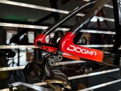 Pinarello Dogma F Ineos 465