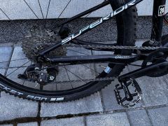 Predam detsky Superior Team 24, kotucove brzdy, Sram X7, vzduchova vidlica