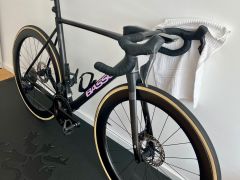 Basso Diamante TOP Stav Di2 Ultegra