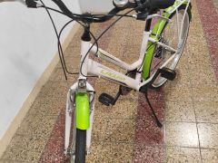 Mestký dámsky bicykel