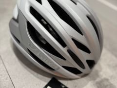 Giro Syntax, matte silver/white