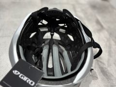 Giro Syntax, matte silver/white