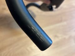 Aero 420mm karbonove riadidla