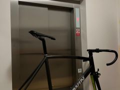 Rámová sada Btwin Ultra AF 900 (L) + brzdy shimano 105 5800 direct mount