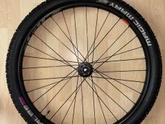 Kolesá Zipp 3Zero Moto Karbon + pneu