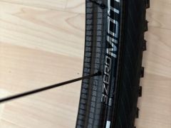 Kolesá Zipp 3Zero Moto Karbon + pneu