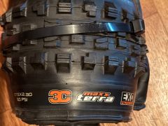 Maxxis Minion DHF 27.5x2.3 MaxxTerra Exo