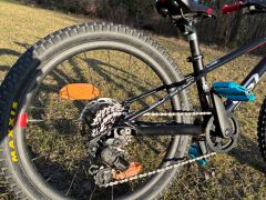 Superior Team 20'', 9,3 kg, kotúčové brzdy