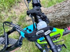 Cube Reaction Pro 29  top stav