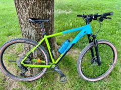 Cube Reaction Pro 29  top stav