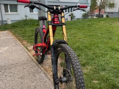 DH Yt Tues CF Pro