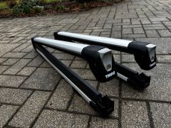 Nosič lyží Thule SnowPack L